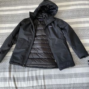 Patagonia- woman’s medium snowboard jacket